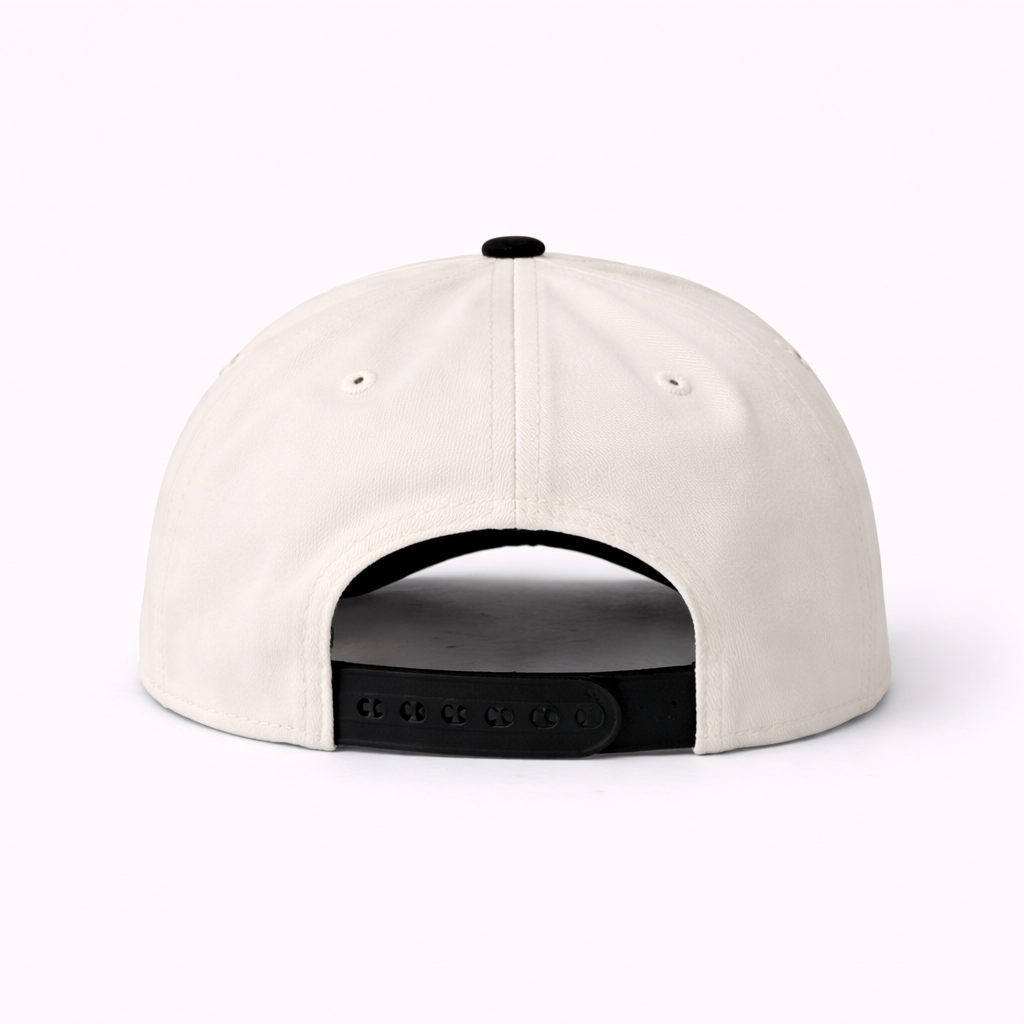 Pro Fit Snapback Trucker Hat Offwhite/Black