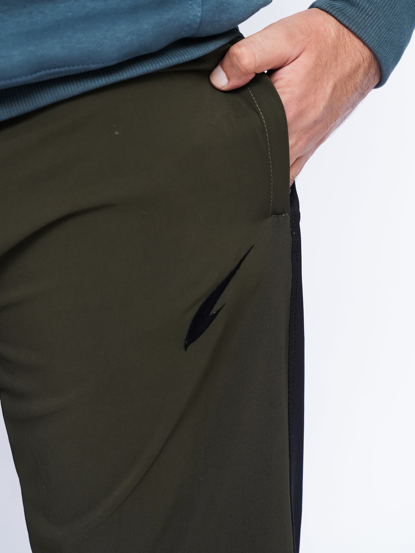 DualMotion Trouser – Olive Green