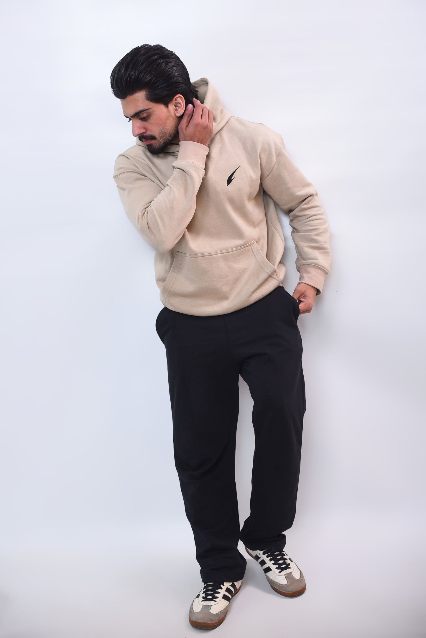 Classic Oversized Hoodie – Beige
